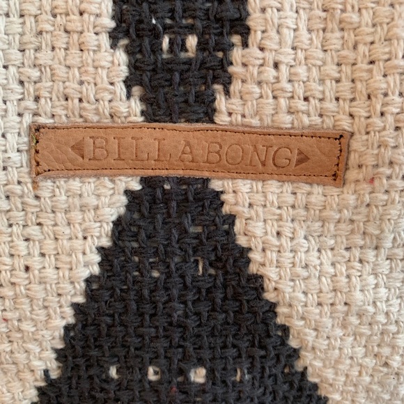 NWT Billabong Large Woven Tote - Picture 3 of 8